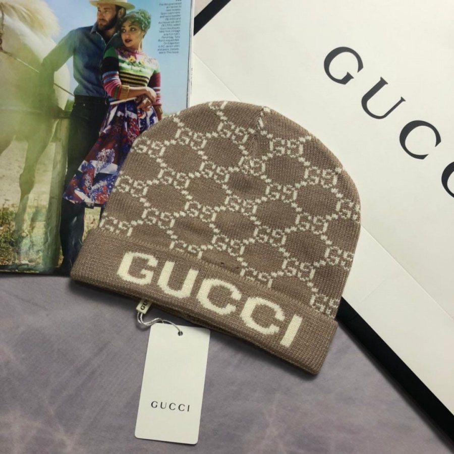 Шапка Gucci женская